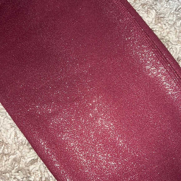 Burgundy silver Nike leggings - Picture 5 of 6